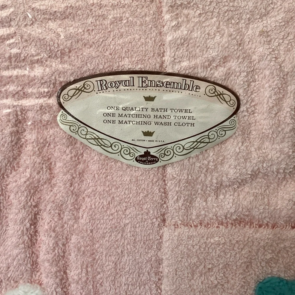 Vintage MCM NOS Chenille Floral Pink Bath Towel Set Barth and Dreyfuss